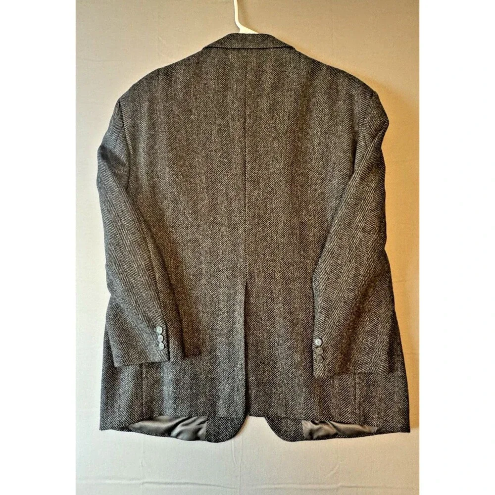 Men's Stafford Suit Jacket 100% Wool Gray Herringbone Size 48S